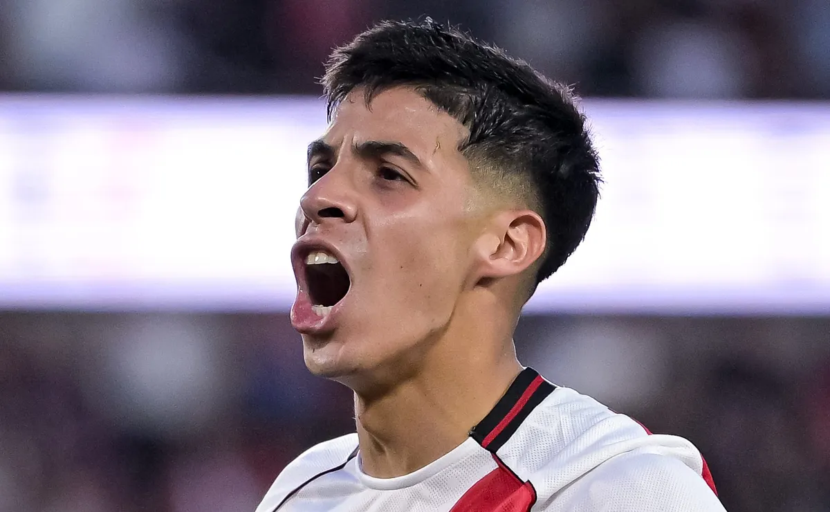 Galván anotó su primer gol en su 21° partido jugado con River.