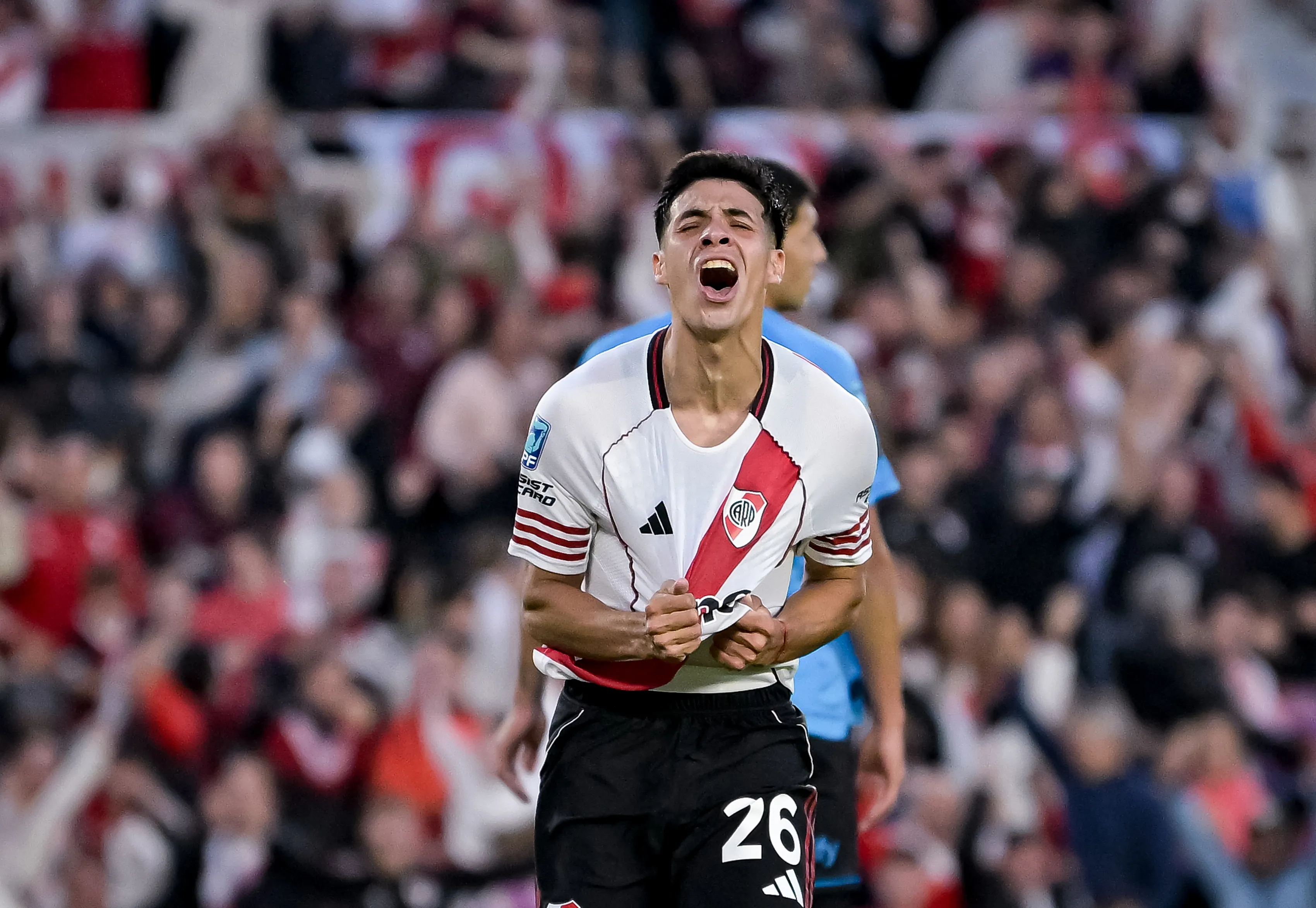 Galván festeja su primer gol en River. (Getty Images)