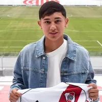 El juvenil campeón de la Messi Cup que firmó su primer contrato con River