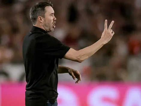 Coudet define la formación de River vs. Blooming: las dudas en el medio y el ataque