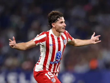 ¡Qué locura! Golazo infernal de Julián Álvarez de tiro libre ante Barcelona