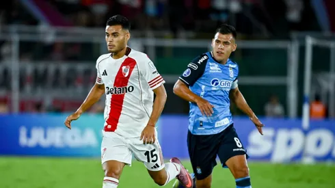 Los hinchas de River se quejaron por las fallas en la transmisión del duelo ante Blooming.