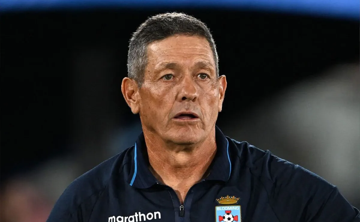 El DT de Blooming dijo que el resultado ante River fue injusto y que su equipo 