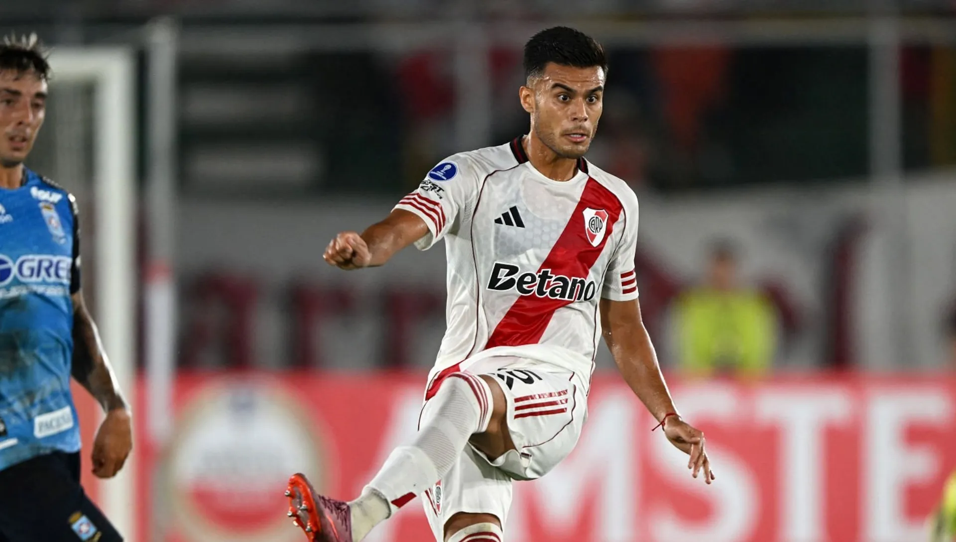 Fausto Vera lleva 13 partidos en River y es uno de los irremplazables.