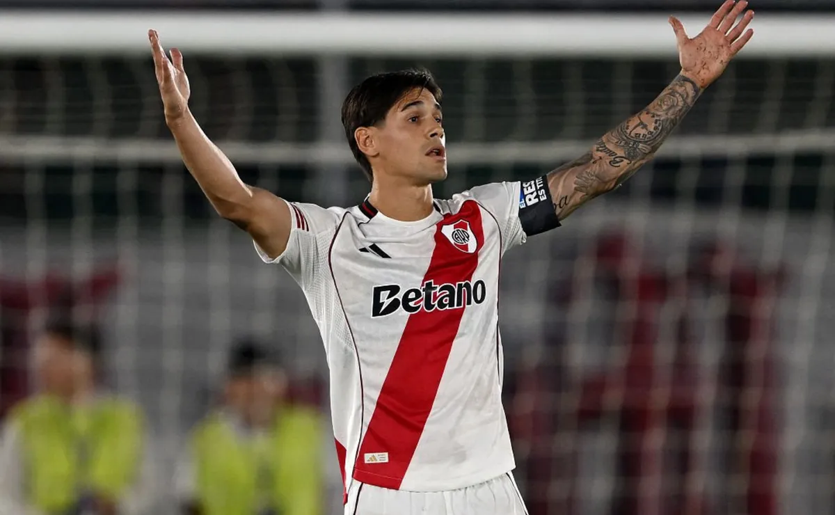 Cuándo fue la última vez que expulsaron al capitán de River y qué lugar ocupa la roja de Martínez Quarta entre las más rápidas de la historia