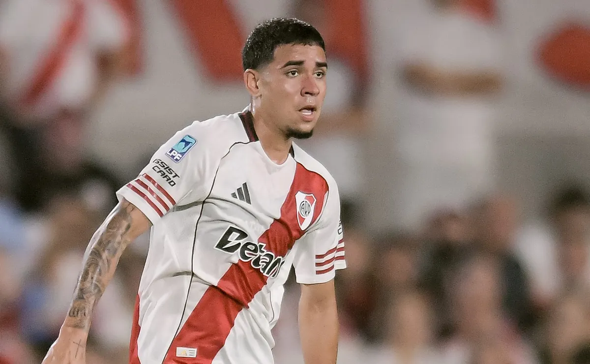 A solo meses de haber llegado, la cláusula que podría activar Chelsea para sacar a Kendry Páez de River