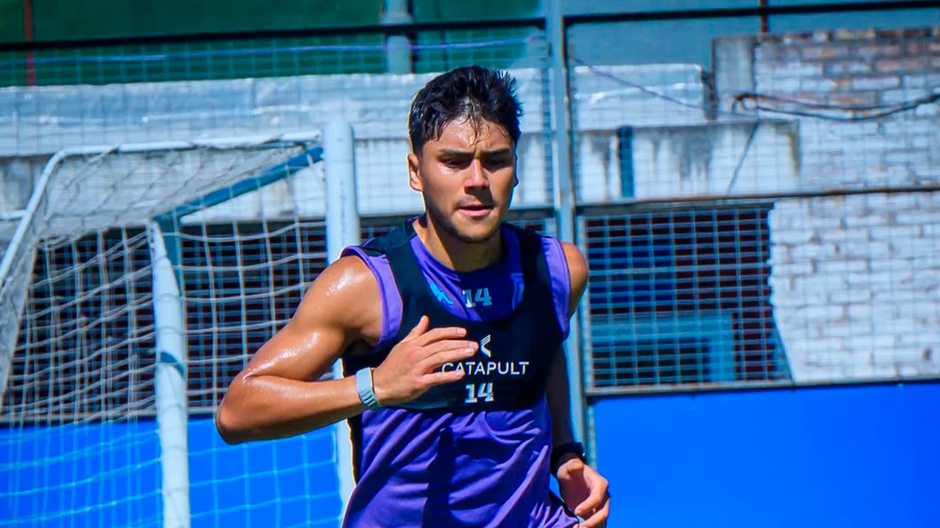 Damián Pizarro, la apuesta internacional de Racing que Costas no tiene en cuenta.