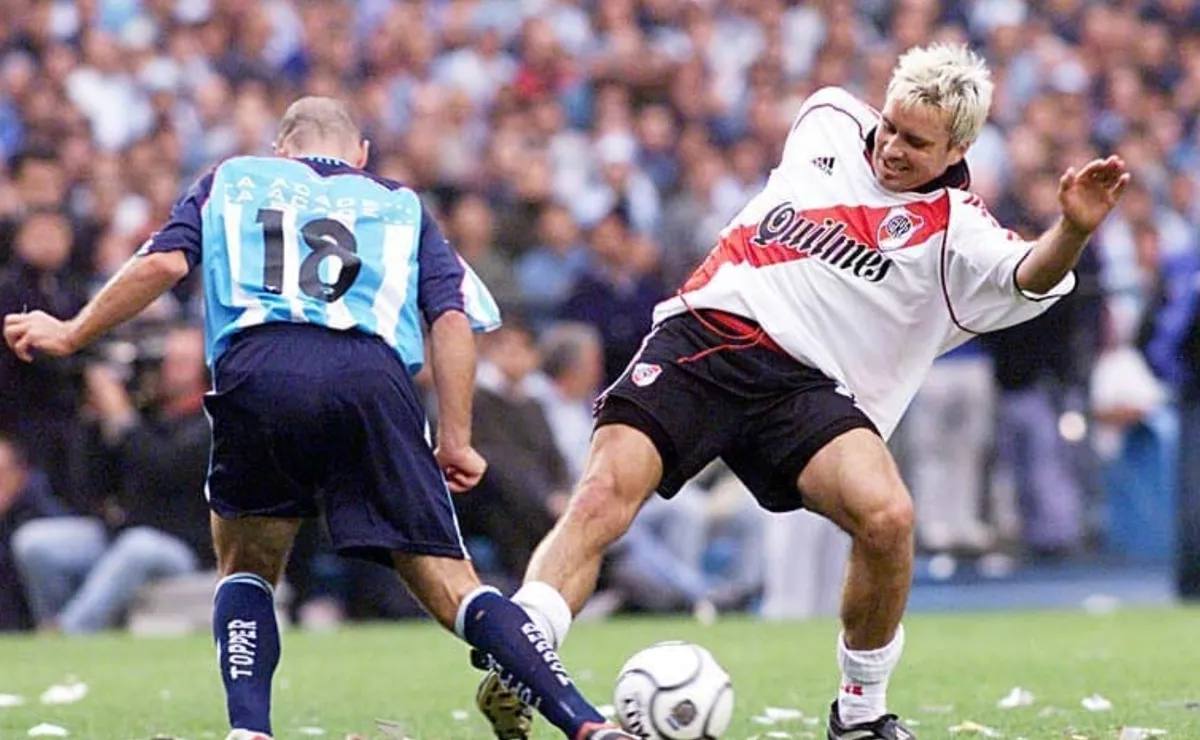 Verdugo: así le fue al Chacho Coudet como jugador de River enfrentando a Racing