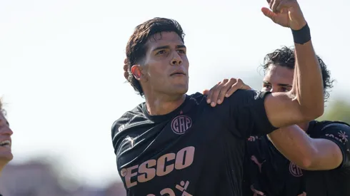 Nasif convirtió este domingo para Platense.