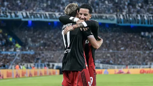 AVELLANEDA, ARGENTINA - APRIL 12: Facundo Colidio of River Plate celebrates after scoring the team's first goal with Sebastian Driussi during a Torneo Apertura Mercado Libre 2026 match between Racing Club and River Plate at Presidente Peron Stadium on April 12, 2026 in Avellaneda, Argentina. (Photo by Marcelo Endelli/Getty Images)