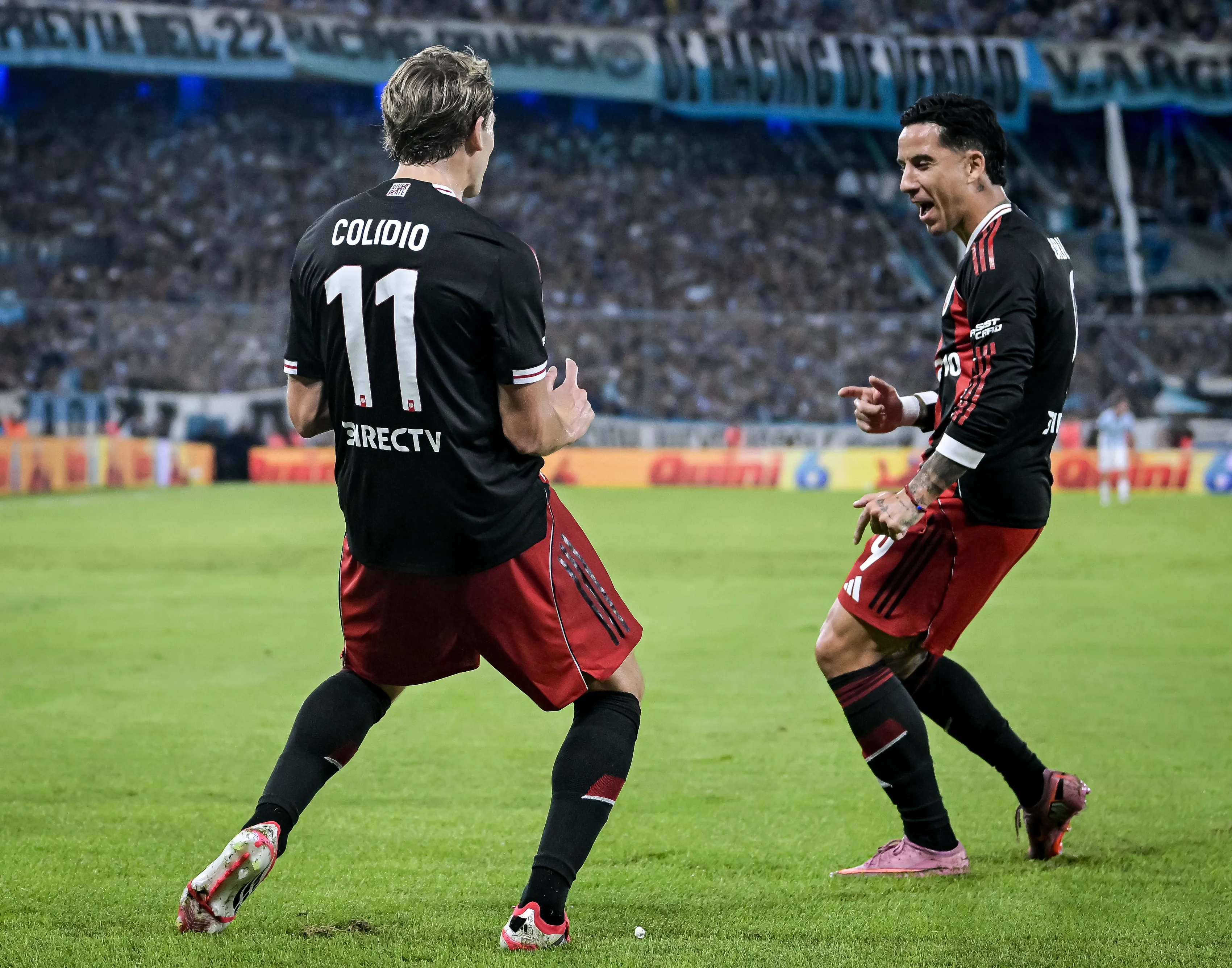 Colidio y Driussi convirtieron ante Racing y parecen ir ganando confianza de cara al Superclásico. (Getty Images)