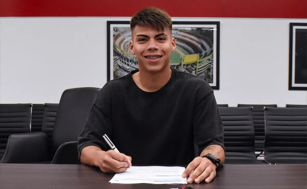 Está en la lista de buena fe de la Sudamericana, es una de las grandes promesas y River le renovó su contrato