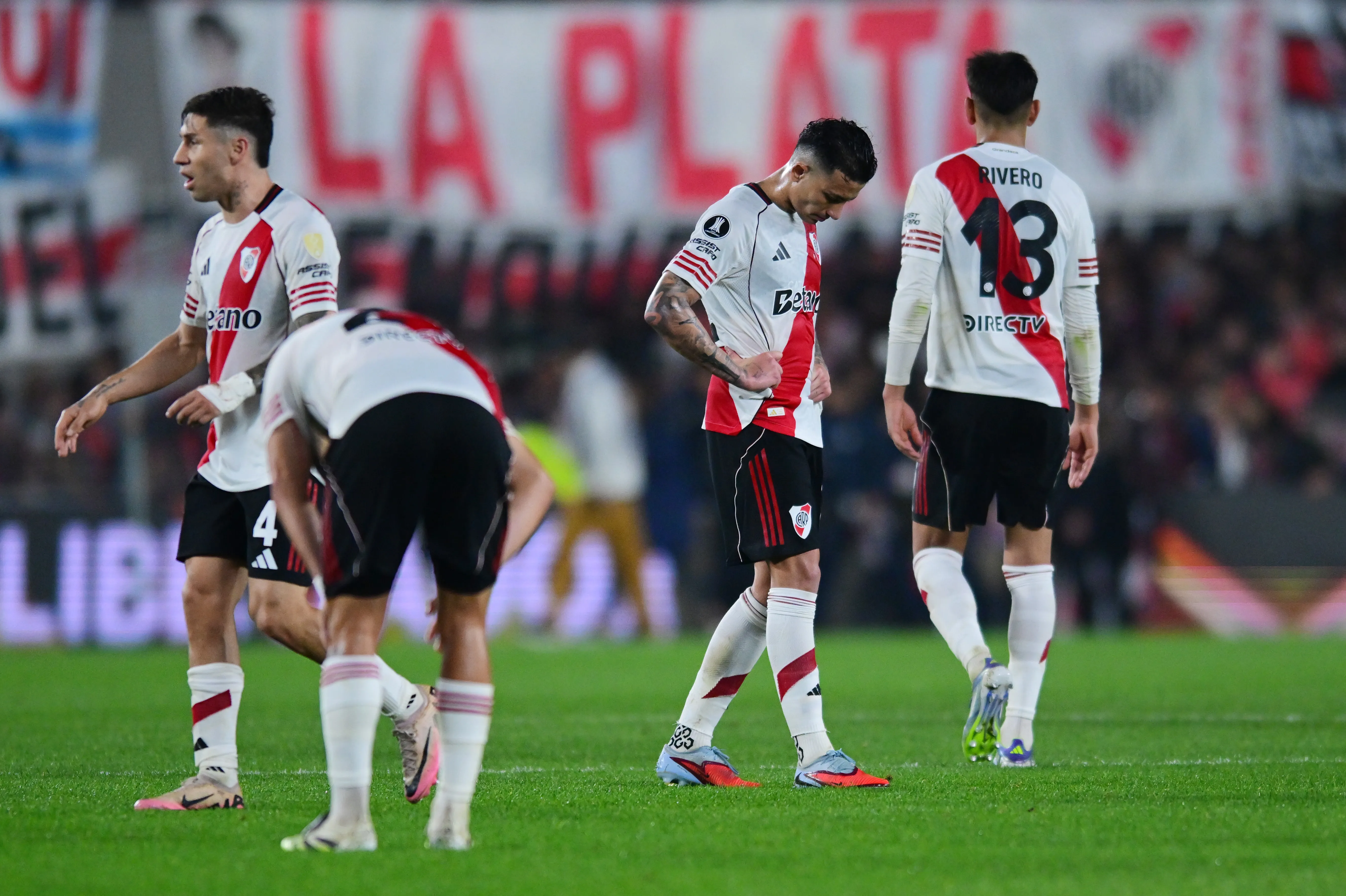River está inmerso en una crisis en su plantel, mientras busca salir a flote con resultados.