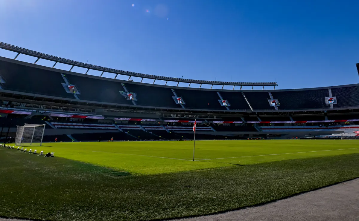 Tras los recitales de AC/DC, cómo está el césped del Monumental del cara al partido con Carabobo
