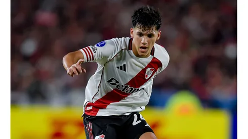 El volante sigue ganando lugar en el clásico.