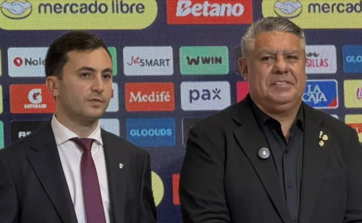 El chiste que Claudio Tapia le quiso hacer a Di Carlo, le salió mal y no cayó bien en River