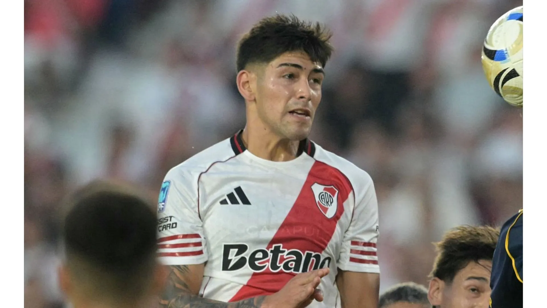 ¿Rivero sale del 11?