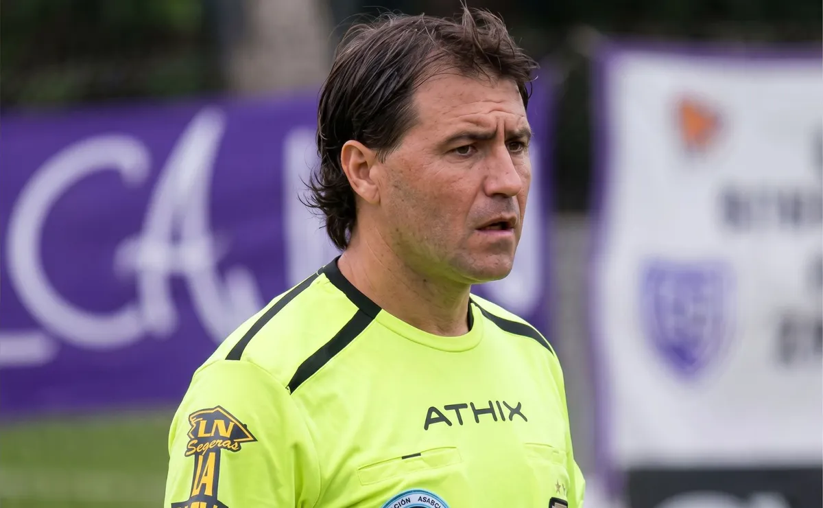 Héctor Paletta, VAR del Superclásico, es investigado por la Justicia: ¿Recibió sobornos en criptomonedas?