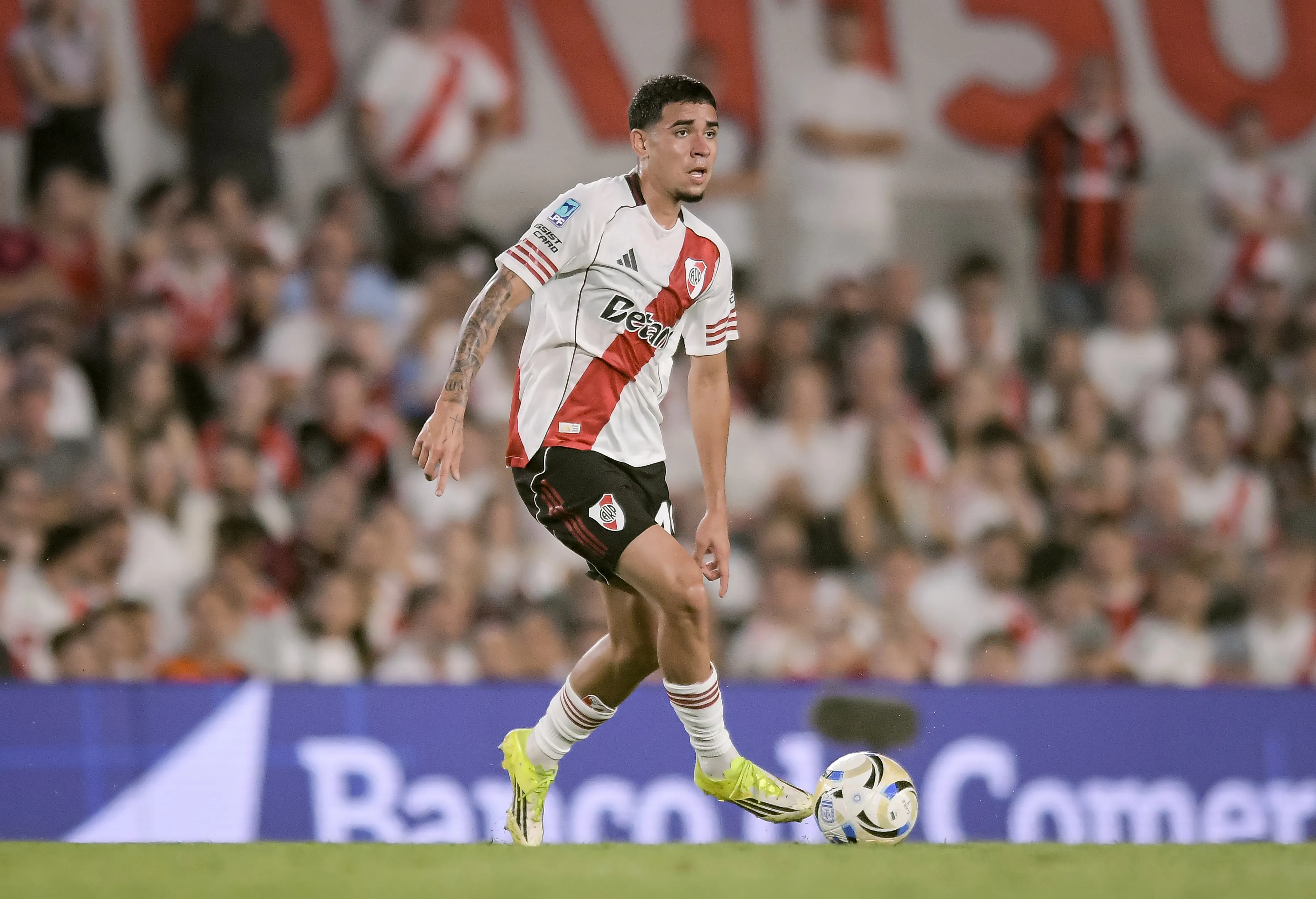 Kendry Páez no logró gravitar contra Boca. (Getty Images)