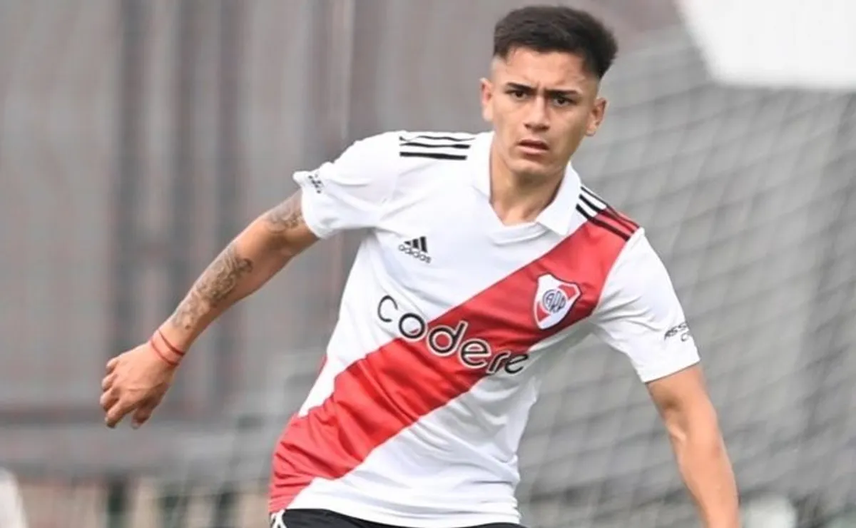 Elián Giménez volvió a River a principios de este año con una lesión en el menisco de la rodilla derecha.
