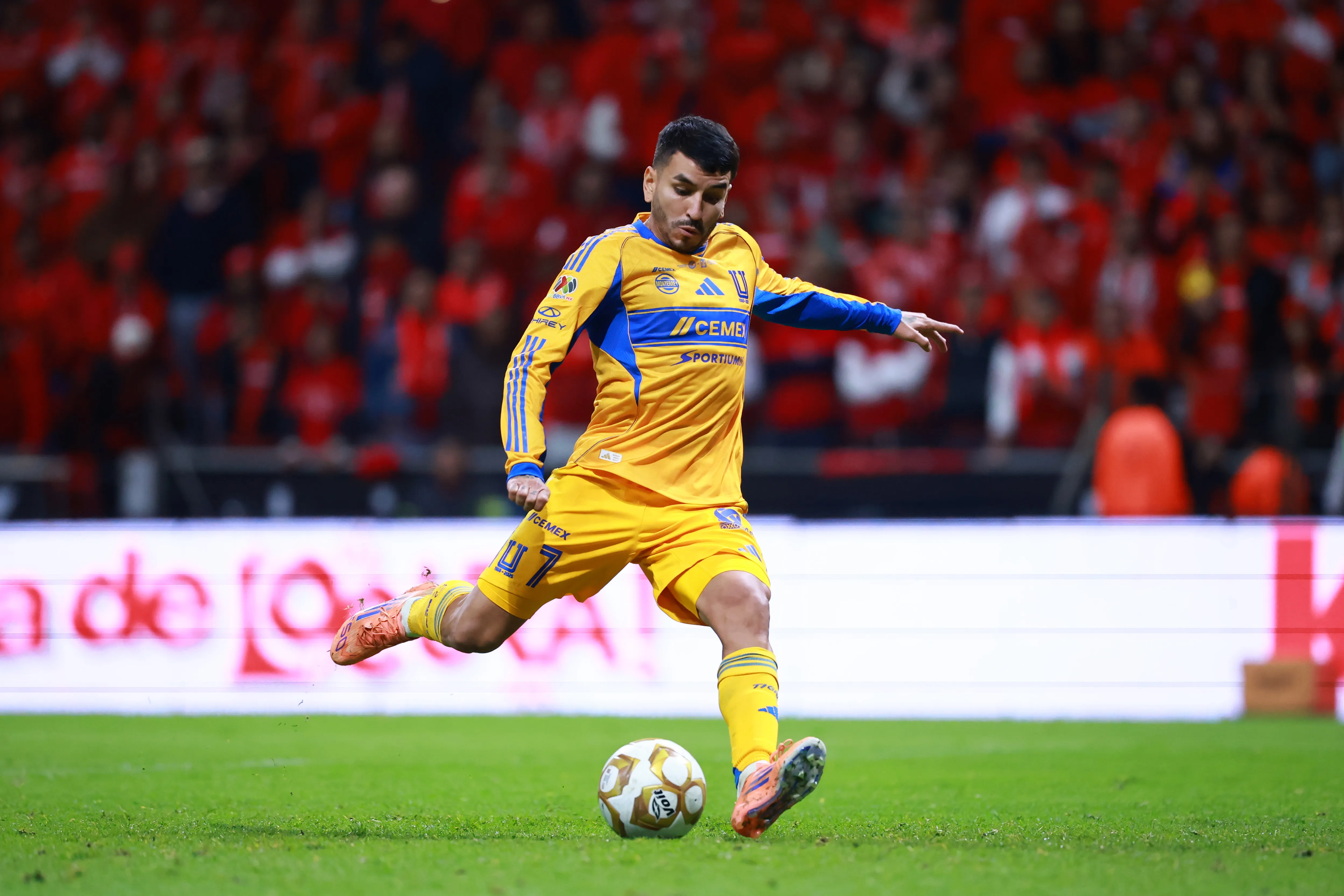 Ángel Correa vuelve a estar en la mira de River para el próximo mercado de pases. (Getty Images)