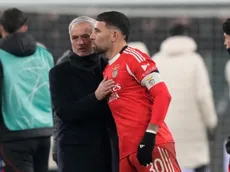¿Llega? Mourinho, DT de Benfica, habló sobre la chance de que Otamendi juegue en River