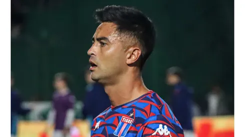 El ex River vive un duro presente en Victoria.