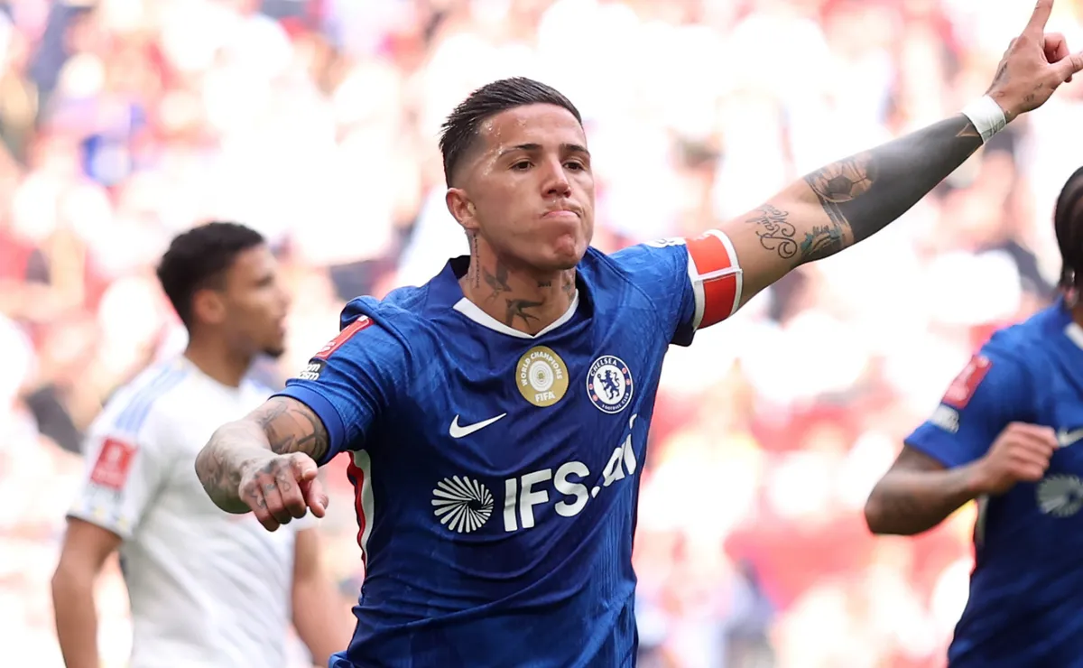 VIDEO: tras la polémica, gol de Enzo Fernández contra Leeds United en la semifinal de la FA Cup