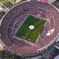 “Cuatro años seguidos, cero asientos vacíos”: la hinchada de River deslumbra y se analiza a nivel mundial