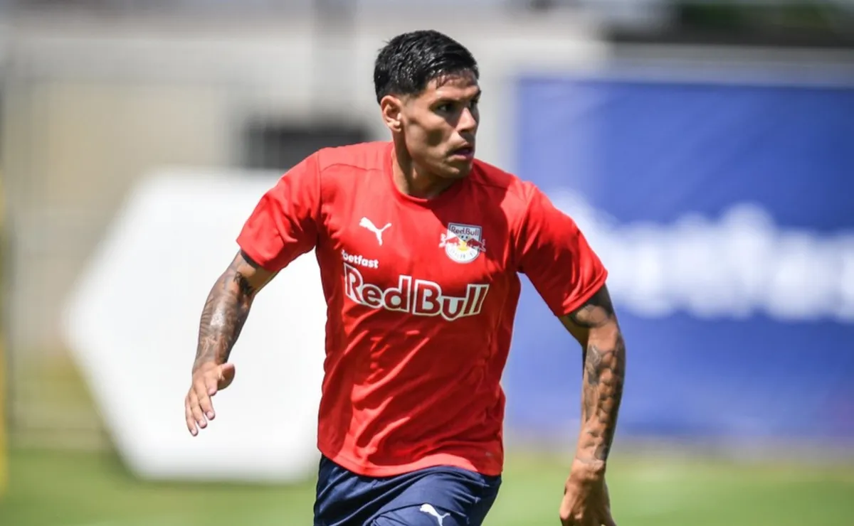 Agustín Sant'Anna se cruza por primera vez con River tras su salida: cómo le está yendo en Bragantino y cuánto dinero entró por su venta