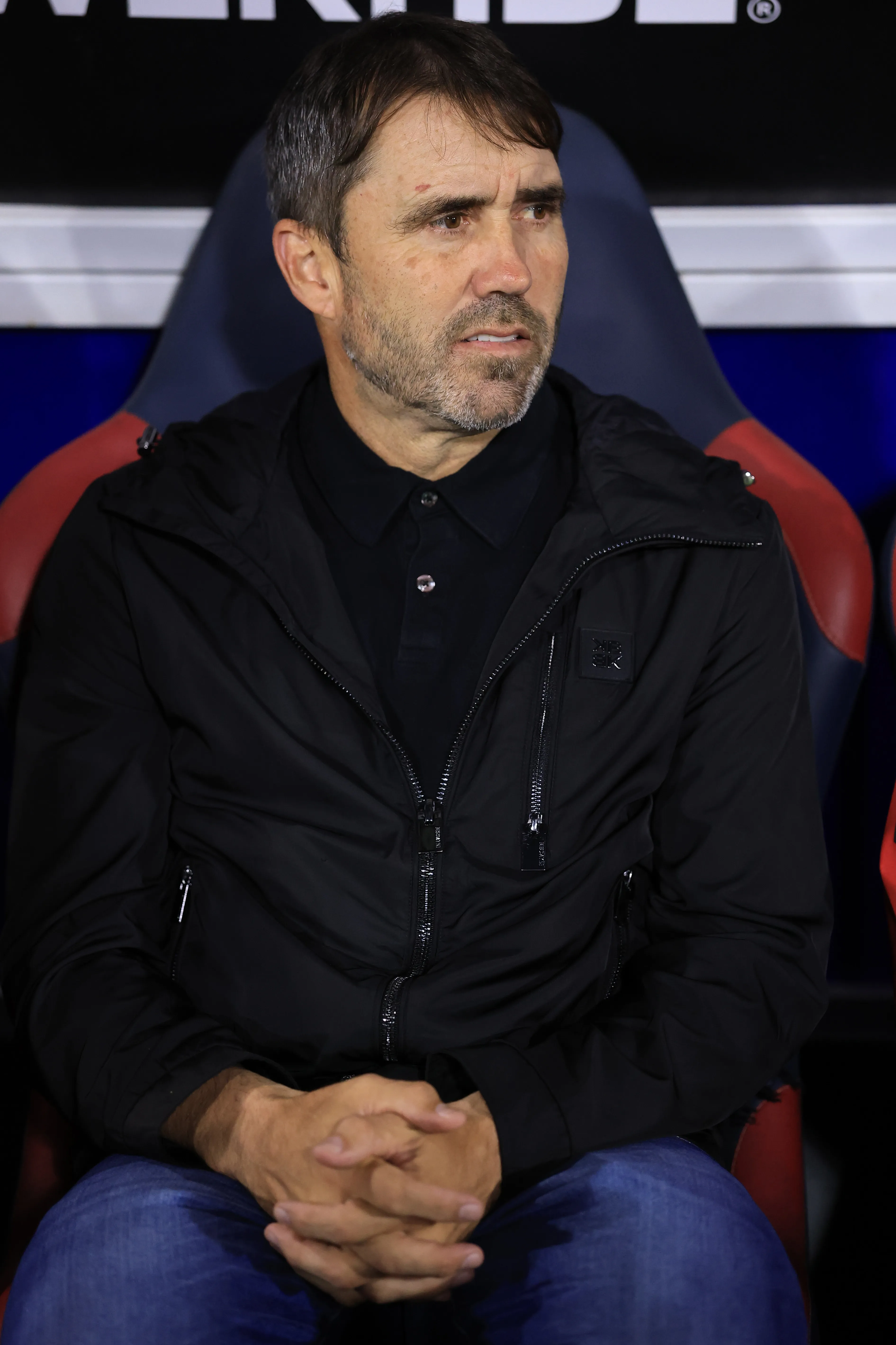 Coudet hizo un mea culpa por los errores defensivos de River ante Bragantino. (Getty Images)