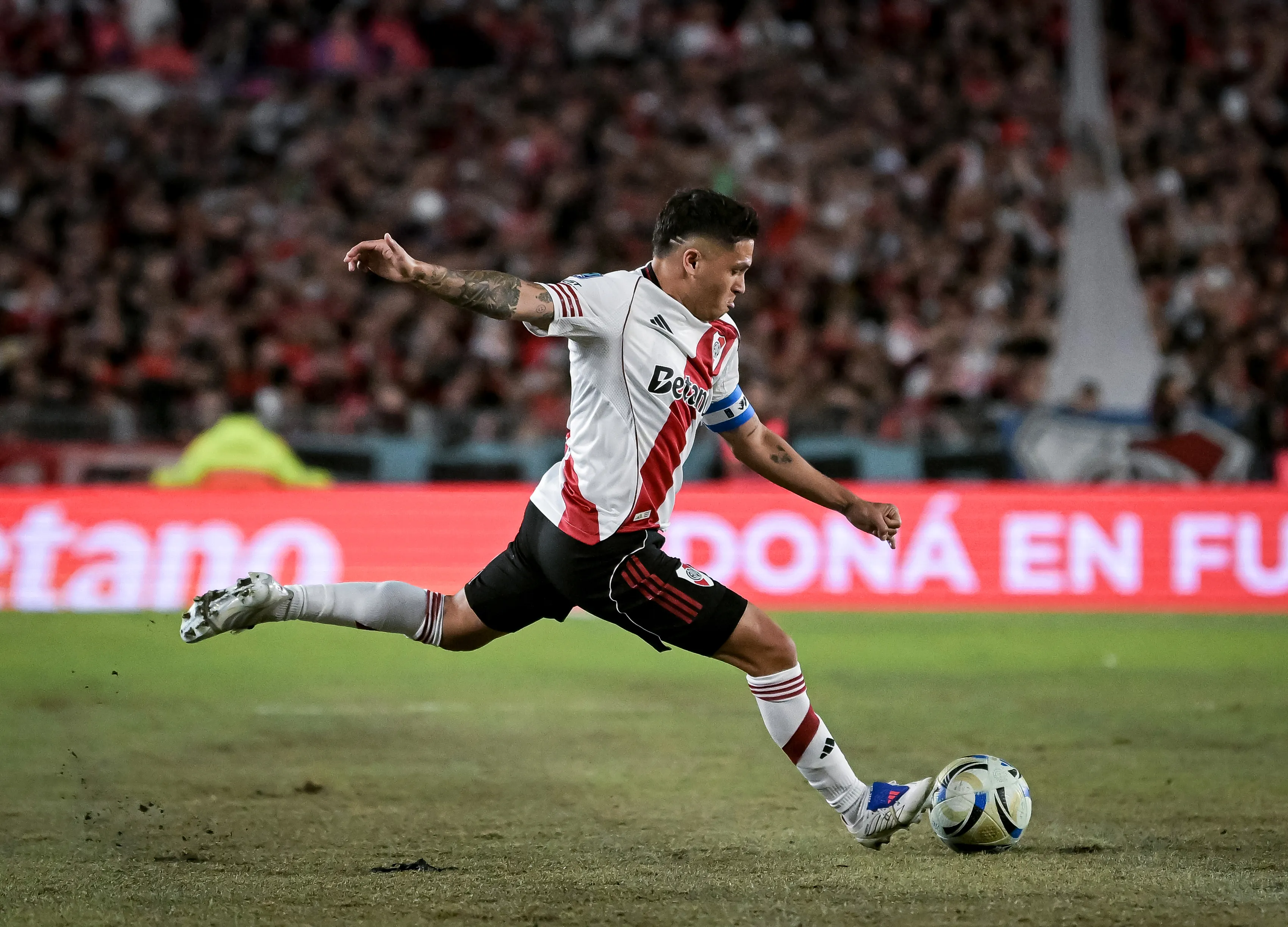 Juanfer Quintero vuelve tras la lesión en el psoas izquierdo. (Getty Images)
