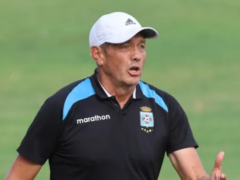 Coudet toma nota: un rival de River en la Sudamericana se quedó sin DT por "tensiones internas"