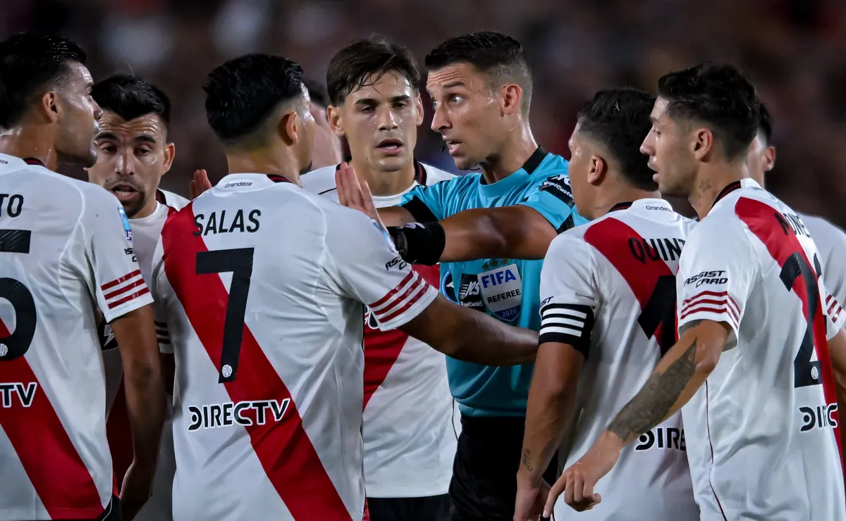 Con dos polémicas recientes: AFA confirmó el árbitro para el River vs. San Lorenzo