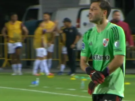 Final impensado: sin cambios, Viña terminó siendo el arquero de River con Carabobo