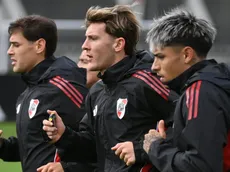 Del avión a entrenar: River practicó en Ezeiza con la mira puesta en San Lorenzo y dos regresos confirmados