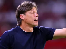 Tras su fallida experiencia en Sevilla, el club al que podría dirigir Almeyda