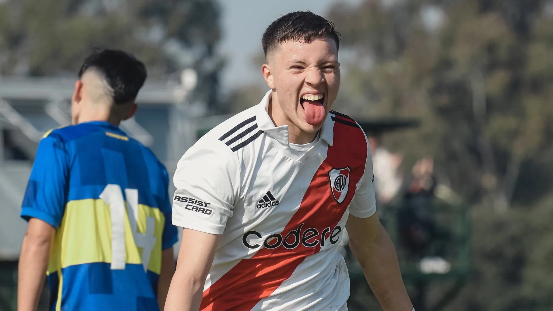 A fines del 2025, Goytía fue blindado con una cláusula de 100 millones de euros.