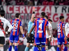 El VAR salvó a Zunino del papelón: la fuertísima patada a Galván que terminó en roja para Reali