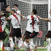 Beltrán volvió a ser el héroe y River eliminó a San Lorenzo por el Apertura