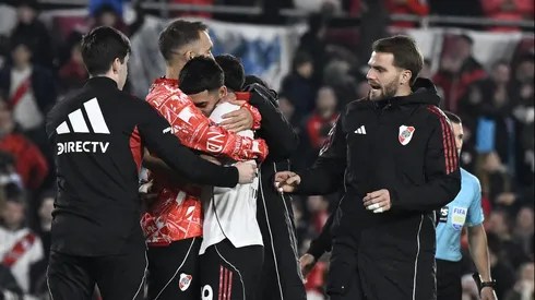 El desconsuelo de Kendry Páez tras errar su penal ante San Lorenzo.