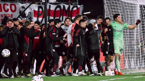 River se clasificó a los cuartos de final del Apertura tras eliminar a San Lorenzo.