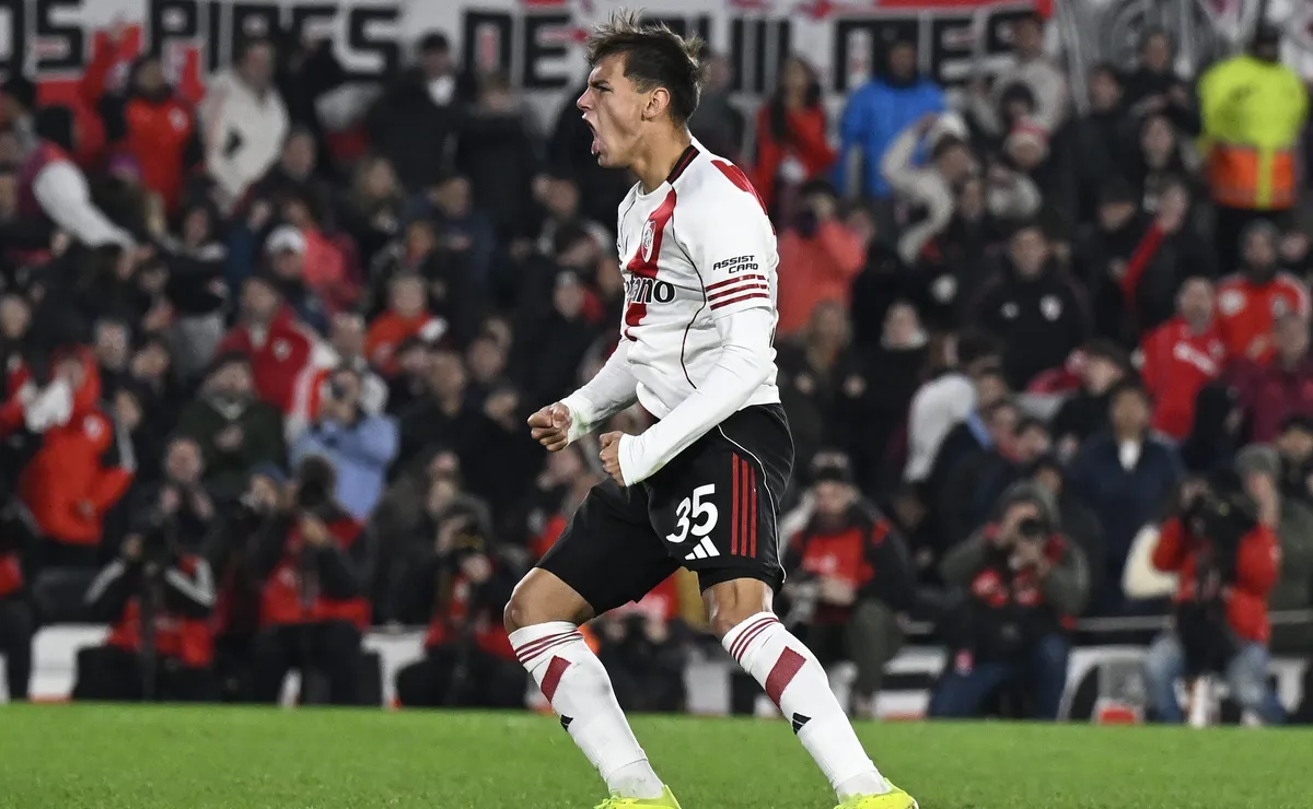 Freitas sigue haciendo méritos para ser titular en River.