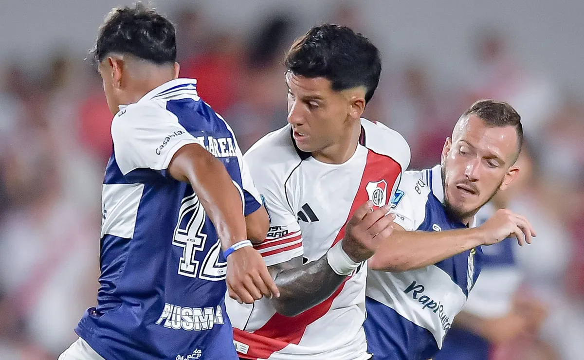 A qué hora juega River hoy vs. Gimnasia La Plata y qué canal pasa el partido por el Torneo Apertura