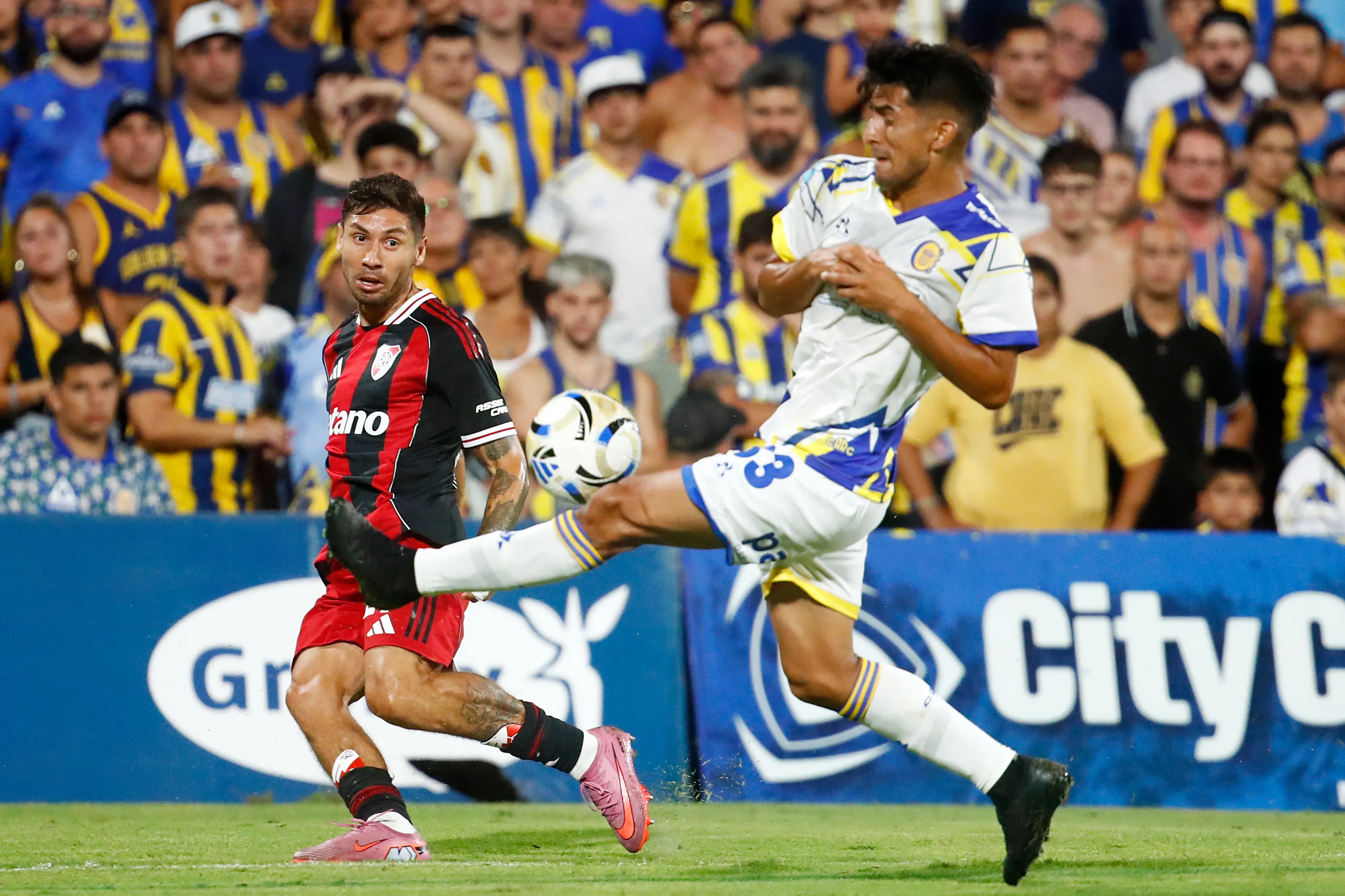 River y Rosario Central ya se enfrentaron este año. Fue en rosario y empataron 0 a 0. (Getty Images)