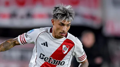 El delantero volvió a sufrir una grave lesión.