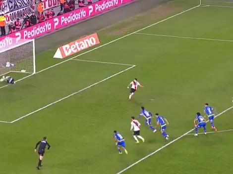 VIDEO | Ledesma le adivinó la intención y Montiel erró el penal