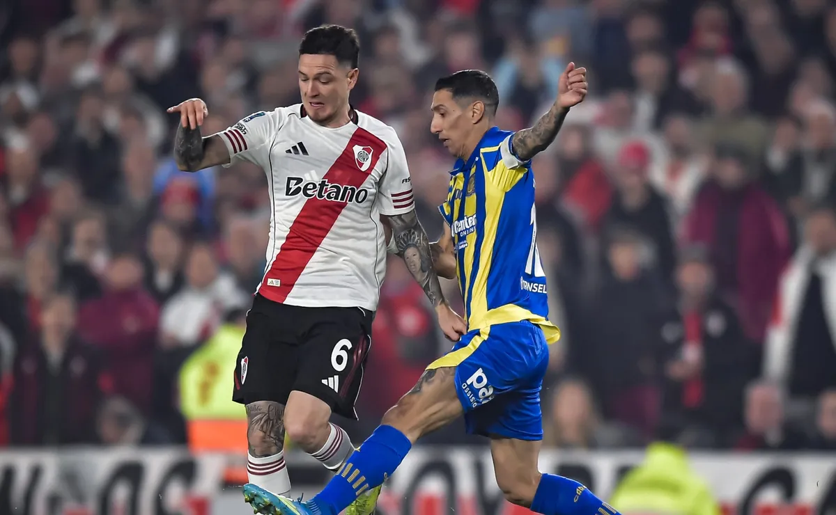 Anibal Moreno también salió lesionado ante Central.
