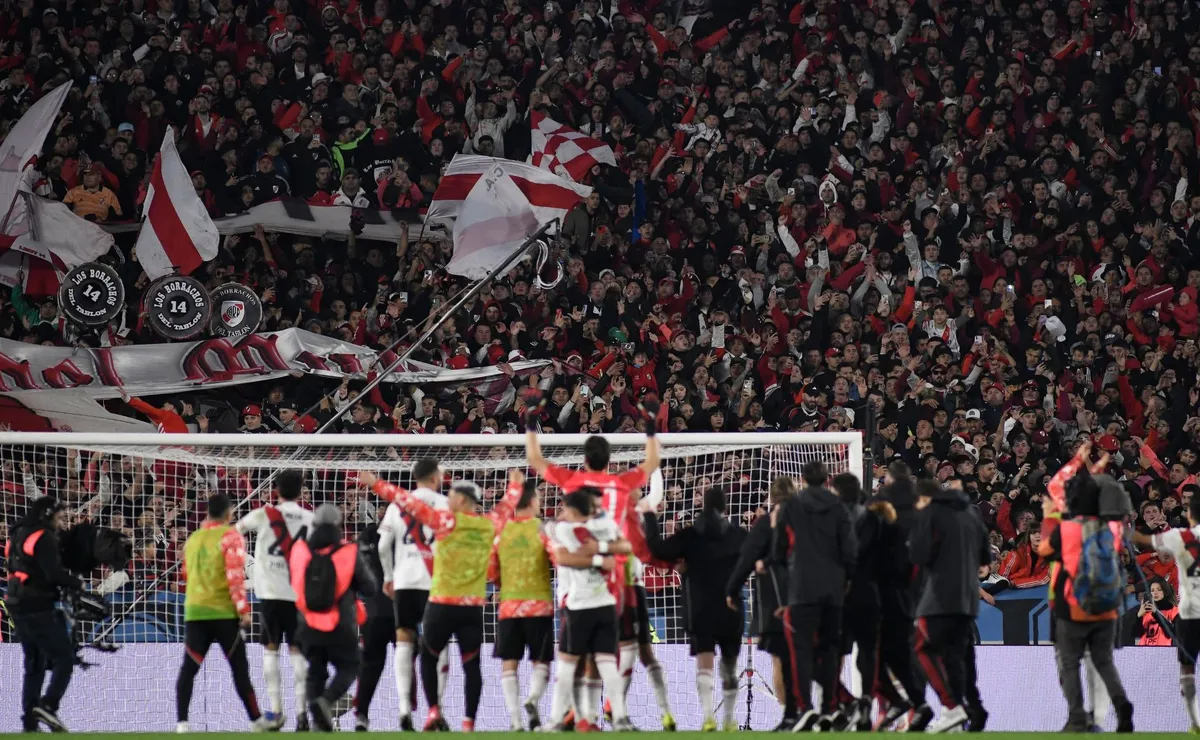 River Plate llevó más hinchas a su debut oficial del 2026 en el Monumental que el México-Sudáfrica de la inauguración del Mundial de la FIFA 2026.