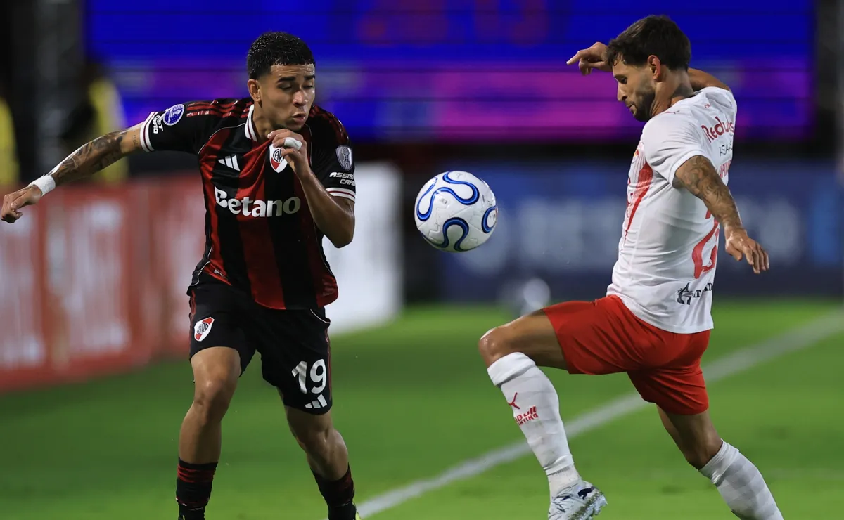 A qué hora juega River hoy vs. Bragantino y qué canal pasa el partido por la Copa Sudamericana